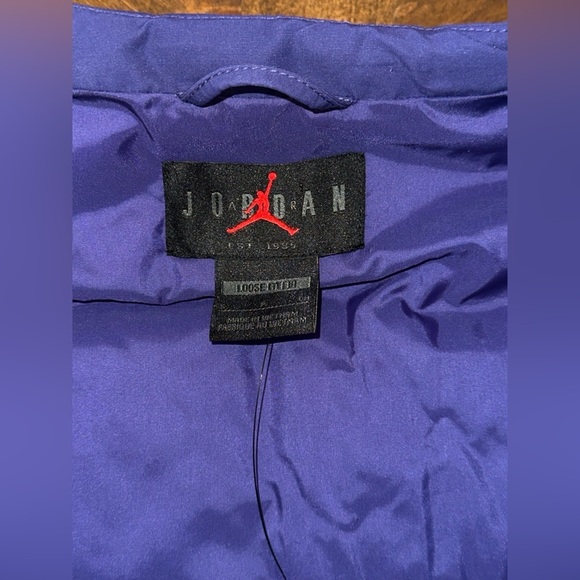 NWT JORDAN Women's Nike Aerolift Running Vest Size S Color: Purple - Picture 7 of 11